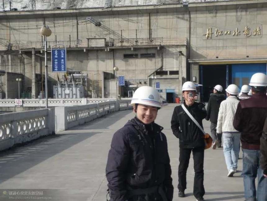 Mời bạn về làm sếp lương 1 tỷ/năm, sau 1 năm, bạn “lật mặt” nghỉ việc và mở công ty cạnh tranh: Không muốn "nuôi ong tay áo" thì phải nhớ kỹ 1 điều - Ảnh 3.