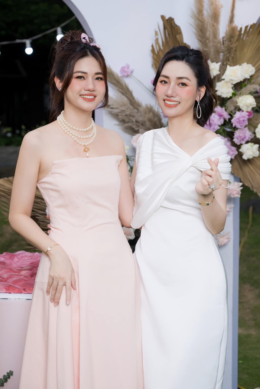 Cùng đạt giải Á hậu và lấy chồng đại gia, cuộc sống của chị em ruột Trà My - Thanh Tú giờ ra sao? - Ảnh 2.