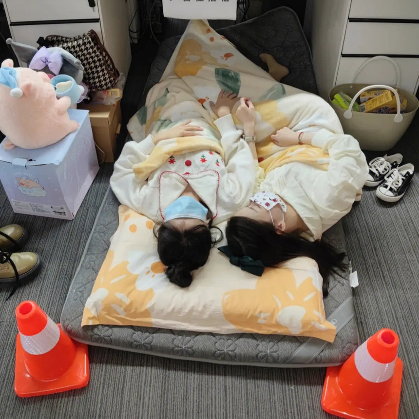 Nơi được mệnh danh "lười" nhất thế giới: Ngủ trưa 3 tiếng, từ chối làm thêm giờ nhưng đứng đầu về tuổi thọ - Ảnh 2.