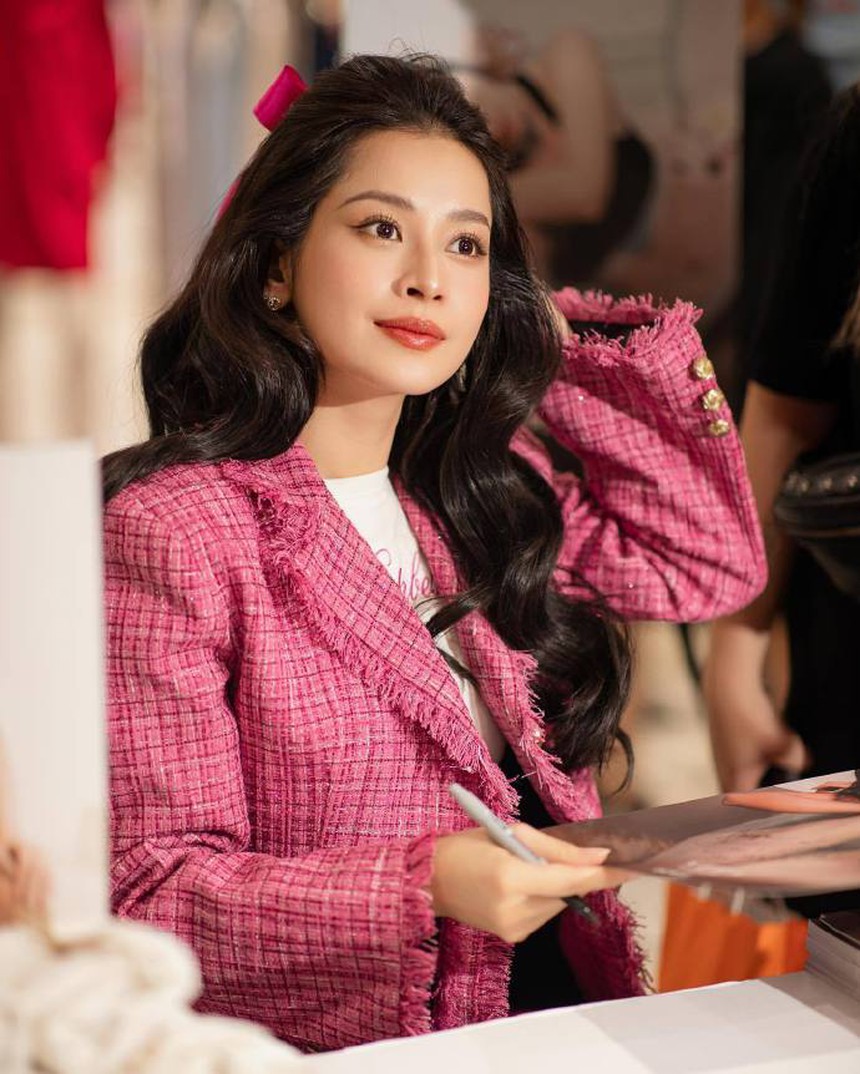 Chi Pu mở tài khoản Weibo, chuẩn bị lấn sân C-biz? - Ảnh 2. Chi Pu mở tài khoản Weibo, chuẩn bị lấn sân C-biz? - Ảnh 2.