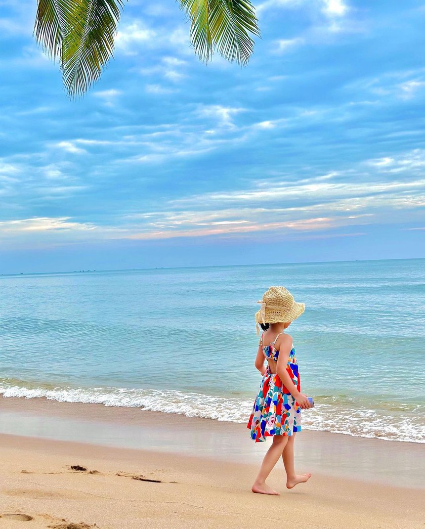 Ái nữ 5 tuổi nhà Đặng Thu Thảo: Chẳng những khí chất chuẩn tiểu thư hào môn mà còn có khiếu gây bất ngờ - Ảnh 4. Ái nữ 5 tuổi nhà Đặng Thu Thảo: Chẳng những khí chất chuẩn tiểu thư hào môn mà còn có khiếu gây bất ngờ - Ảnh 4.