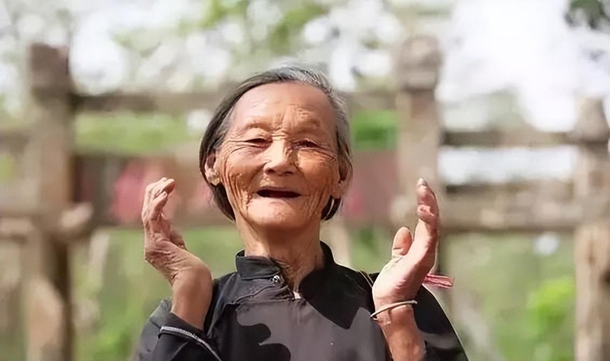 Nơi được mệnh danh "lười" nhất thế giới: Ngủ trưa 3 tiếng, từ chối làm thêm giờ nhưng đứng đầu về tuổi thọ - Ảnh 5.