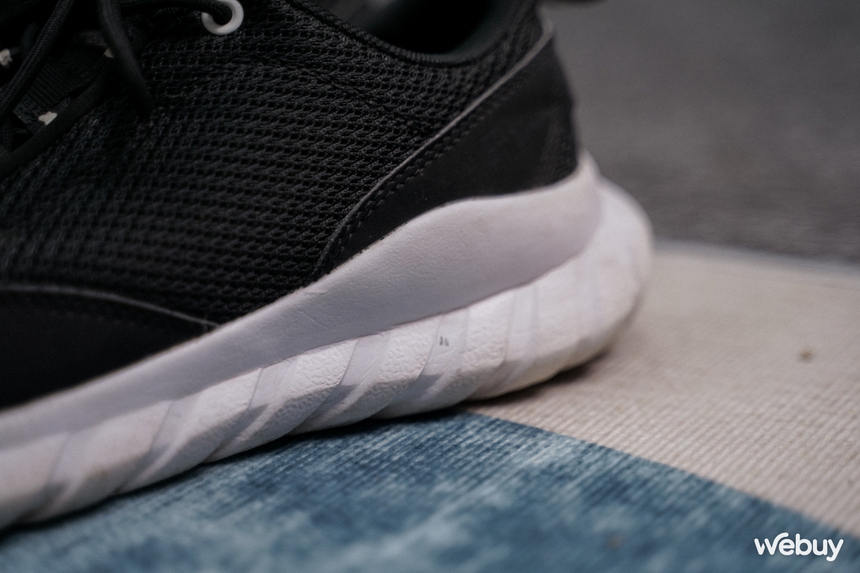 6 tháng dùng 2 đôi giày Xiaomi giá rẻ: Không chất như đồ tiền triệu nhưng vẫn quá ngon - bổ - Ảnh 10.