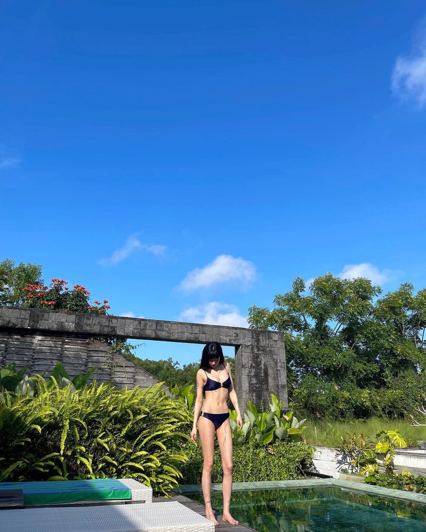 Mỹ nhân đẹp nhất thế giới Nana diện bikini khoe thân hình siêu mẫu, vừa xinh hút hồn vừa sexy thế này ai làm lại? - Ảnh 3. Mỹ nhân đẹp nhất thế giới Nana diện bikini khoe thân hình siêu mẫu, vừa xinh hút hồn vừa sexy thế này ai làm lại? - Ảnh 3.