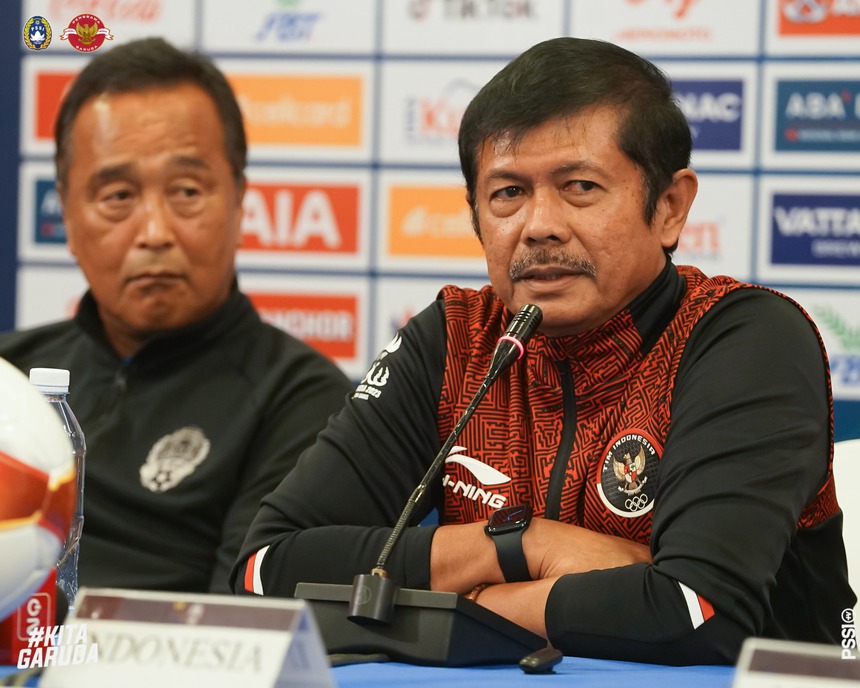 Bóng đá SEA Games ngày 28/4: U22 Việt Nam đi thăm chùa, U22 Thái Lan chê sân tập - Ảnh 4. Bóng đá SEA Games ngày 28/4: U22 Việt Nam đi thăm chùa, U22 Thái Lan chê sân tập - Ảnh 4.