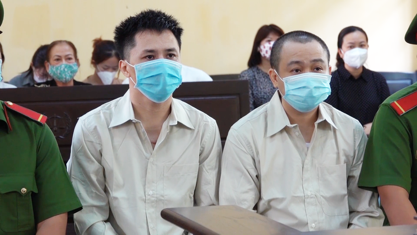 Phiên tòa xét xử diễn viên hài Hữu Tín - Ảnh 3.