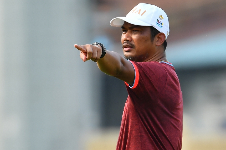 U22 Thái Lan yêu cầu Campuchia đổi sân tập, chê mặt cỏ  quá cứng - Ảnh 2.