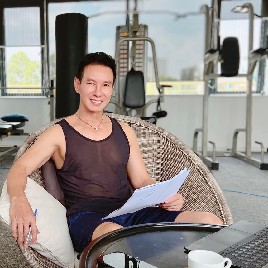 Lý Hải: "Đọc comment mọi người chúc phim đạt doanh thu 400, 500 tỷ mà tôi xanh mặt" - Ảnh 4.