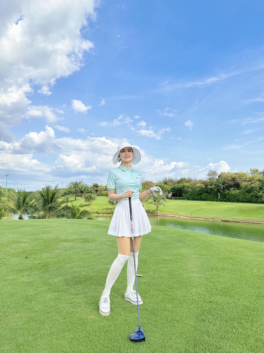 Nữ MC từng phát ngôn ‘muốn kiếm bạn trai tài khoản ít nhất 30, 40 tỷ đồng’ giàu cỡ nào trước khi tìm được ‘nửa kia’ - Ảnh 10.