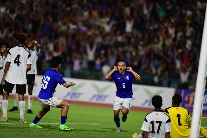 Thắng giòn giã, U22 Campuchia gửi lời tuyên chiến đầy sức nặng đến U22 Việt Nam, Thái Lan  - Ảnh 1.