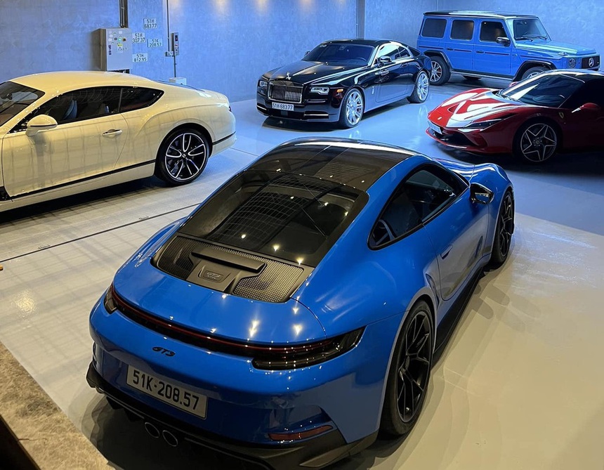 Cường Đô-la rao bán Rolls-Royce Wraith độc tại Việt Nam: Sở hữu bộ mâm cả trăm triệu, người bán thổ lộ tình trạng xe 'xuất sắc' - Ảnh 3.