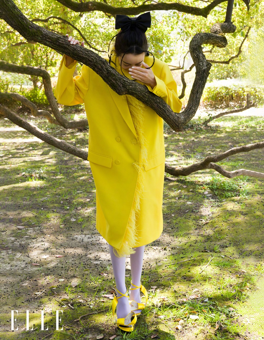 Địch Lệ Nhiệt Ba lần đầu bị chê xấu tệ với style 'môi hở răng lạnh' - Ảnh 6. Địch Lệ Nhiệt Ba lần đầu bị chê xấu tệ với style 'môi hở răng lạnh' - Ảnh 6.