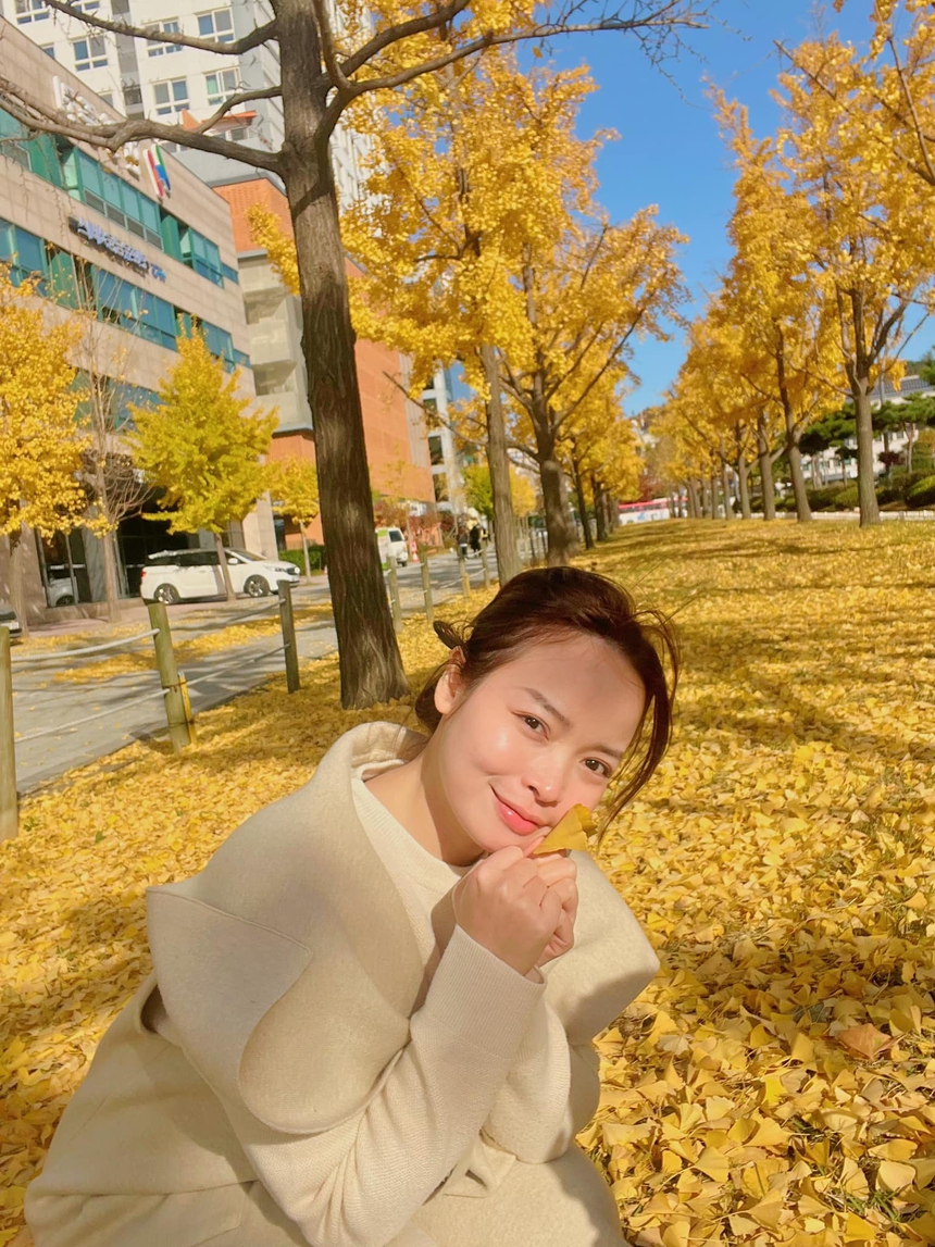 Sang Hàn Quốc du lịch, cô gái Việt cưới luôn ông chủ nhà trọ, nỗ lực xóa ác cảm mẹ chồng nàng dâu - Ảnh 1. Sang Hàn Quốc du lịch, cô gái Việt cưới luôn ông chủ nhà trọ, nỗ lực xóa ác cảm mẹ chồng nàng dâu - Ảnh 1.