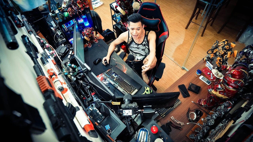 Tiết lộ lương "chỉ 7-8 triệu" nhưng vẫn tậu nhà 7 tầng tại Hà Nội, đi xe Mercedes: Độ Mixi kiếm tiền giỏi cỡ nào? - Ảnh 2.