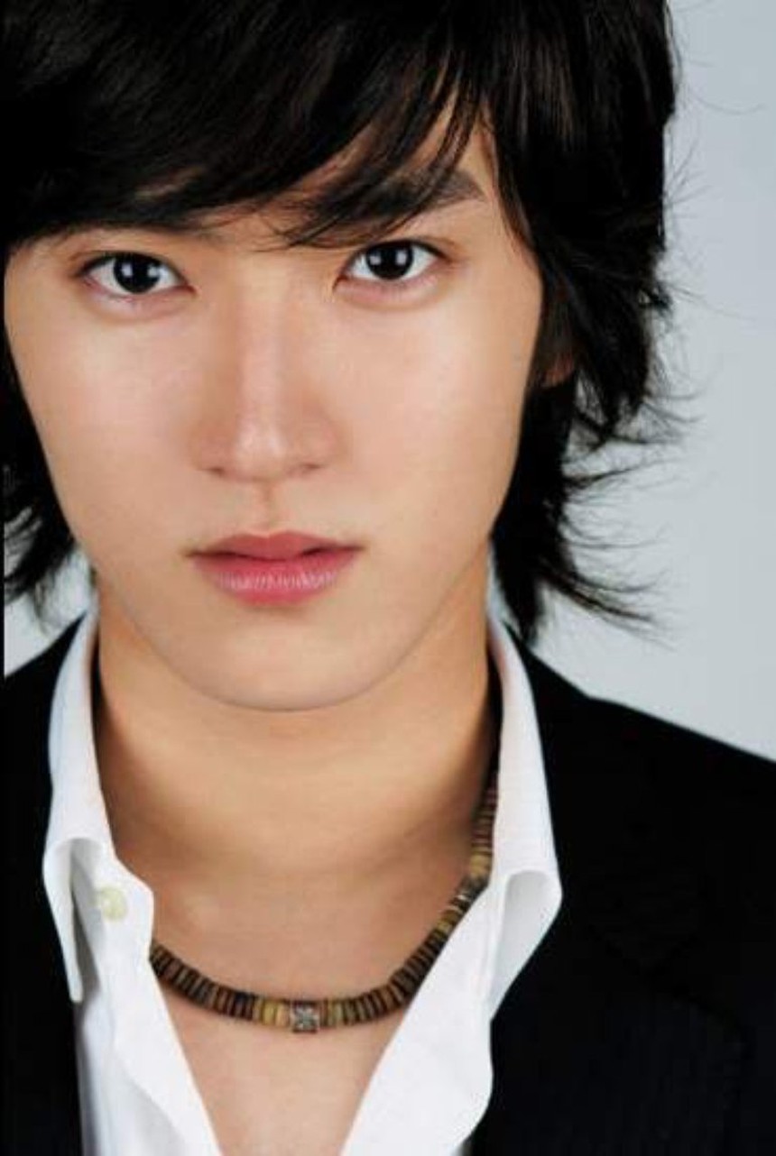 Nam idol đình đám suýt giật vai Lee Min Ho ở 'Vườn sao băng': Đẹp trai lại con nhà 'trâm anh thế phiệt' nhưng cớ sao từ chối? - Ảnh 5. Nam idol đình đám suýt giật vai Lee Min Ho ở 'Vườn sao băng': Đẹp trai lại con nhà 'trâm anh thế phiệt' nhưng cớ sao từ chối? - Ảnh 5.