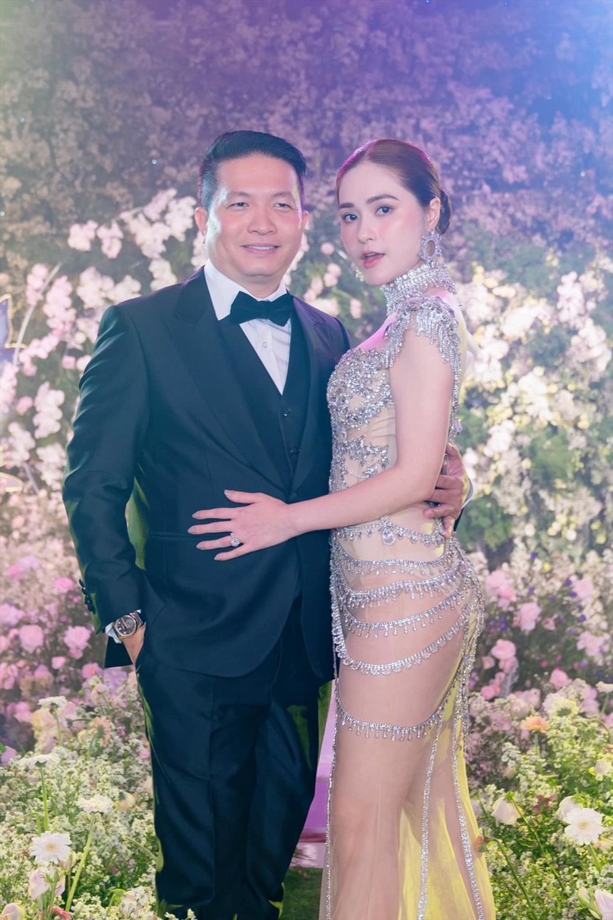 Chồng đại gia vướng nghi án cặp kè với gái trẻ đẹp, Đoàn Di Băng phản ứng thế nào? - Ảnh 2.