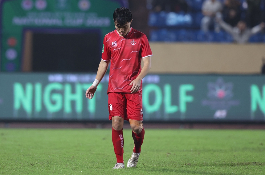 "Làm đất" cho bóng đá nội - Ảnh 1.