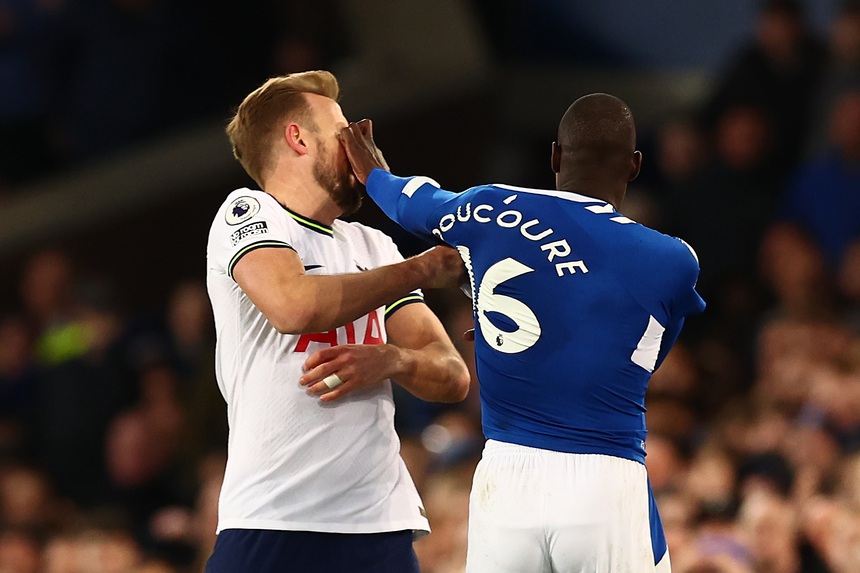 Hòa Everton, Tottenham vẫn đẩy MU văng khỏi top 4 - Ảnh 2.