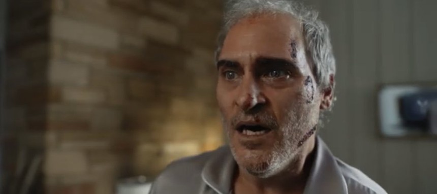 'Joker' Joaquin Phoenix ngất trên trường quay phim mới - Ảnh 2.