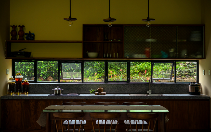 Con trai xây nhà 170 m2 dành tặng cha mẹ: Từng là nhà cấp 4 nay thành "biệt thự" giữa vùng quê  - Ảnh 4.