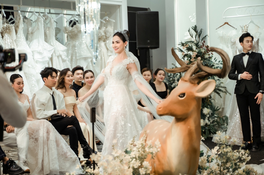 Dàn hoa khôi, người đẹp lộng lẫy dự khai trương Maza Wedding Center - Ảnh 8.