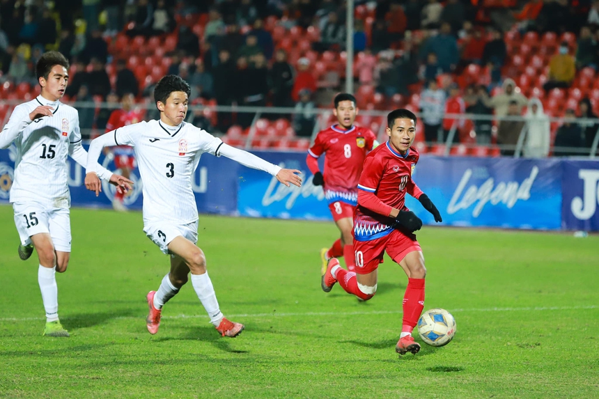 Thần đồng bóng đá Lào lỡ SEA Games một cách bí ẩn trước thềm trận gặp U22 Việt Nam - Ảnh 3.