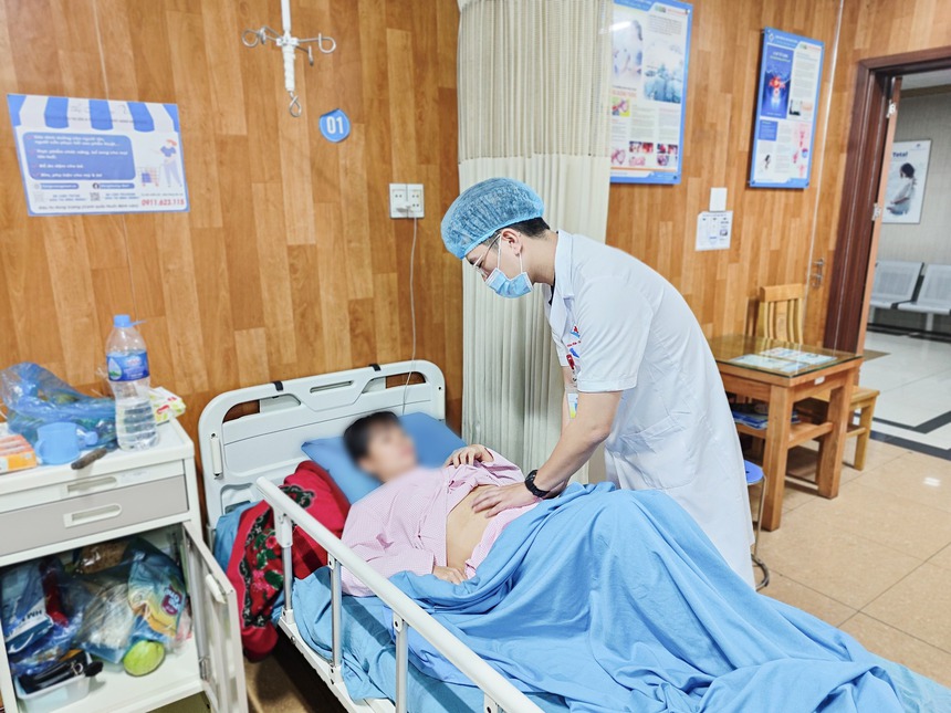 Bà bầu cần bỏ thai khẩn cấp nếu rơi vào trường hợp sau - Ảnh 1.