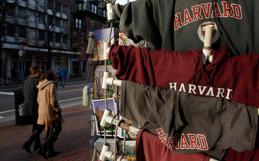 Nam sinh Harvard 18 tuổi ra đi vì trầm cảm, bố tìm hiểu nguyên nhân lập tức kiện trường: Hé lộ mặt tối đằng sau việc học tại ngôi trường danh giá thế giới - Ảnh 4. Nam sinh Harvard 18 tuổi ra đi vì trầm cảm, bố tìm hiểu nguyên nhân lập tức kiện trường: Hé lộ mặt tối đằng sau việc học tại ngôi trường danh giá thế giới - Ảnh 4.