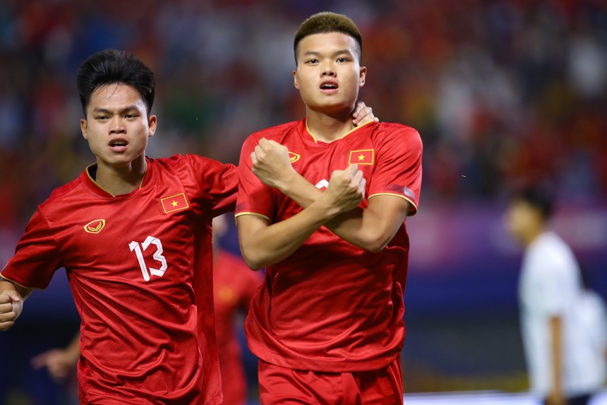 Nhọc nhằn giành 3 điểm trước U22 Lào, U22 Việt Nam khiến Thái Lan cũng phải hoài nghi - Ảnh 2.