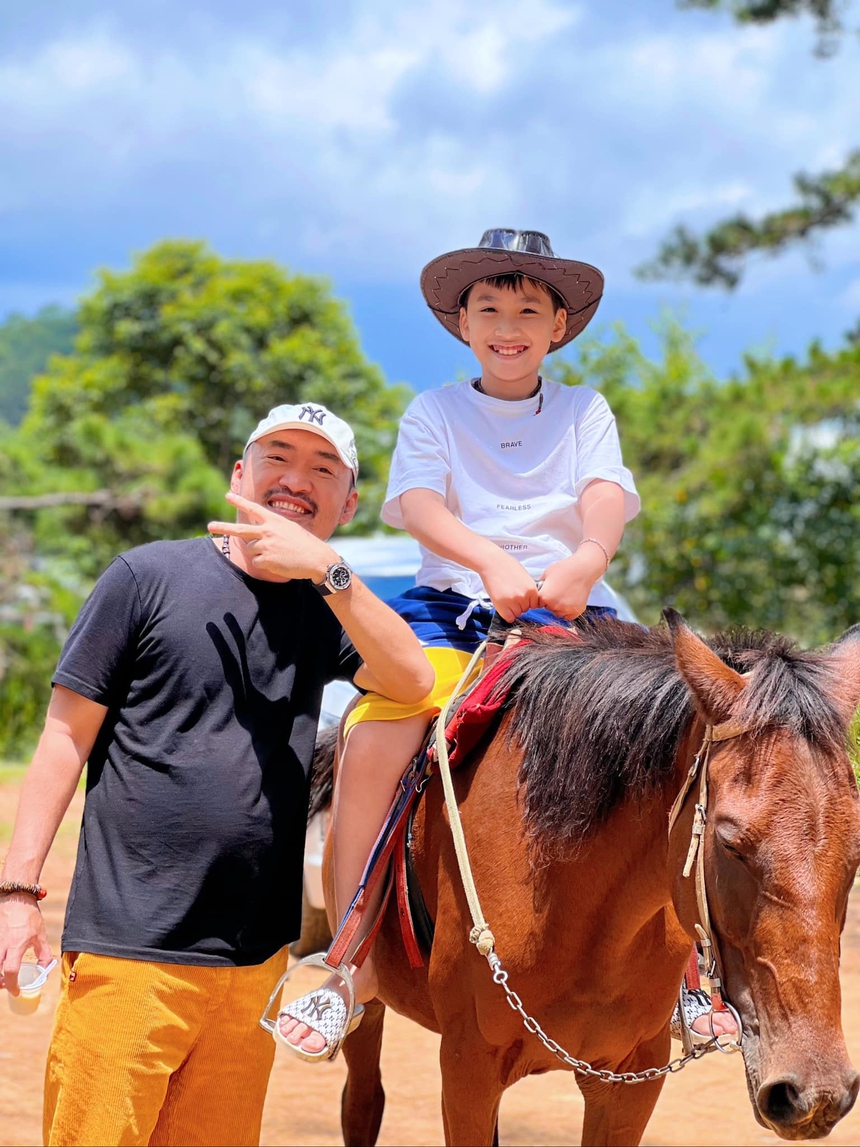 Tiến Luật tiết lộ lý do chưa muốn có con thứ 2, hoá ra bị ám ảnh một chuyện liên quan đến Thu Trang  - Ảnh 3.