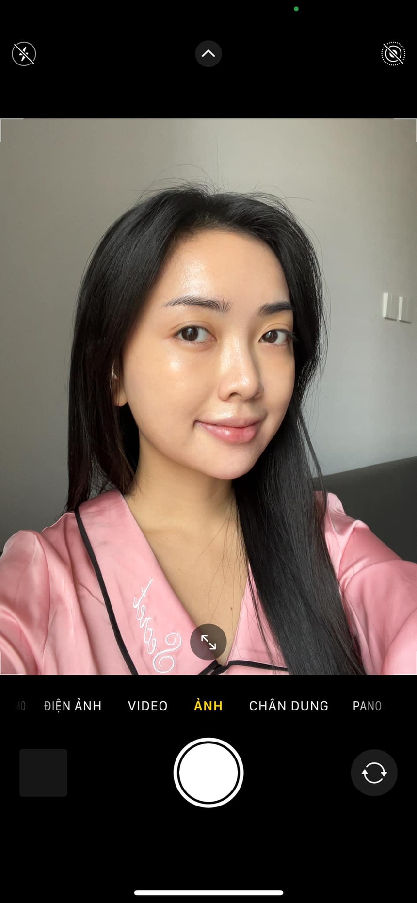 Ai là 'nữ hoàng cam thường' trong làng WAGs Việt? - Ảnh 9.