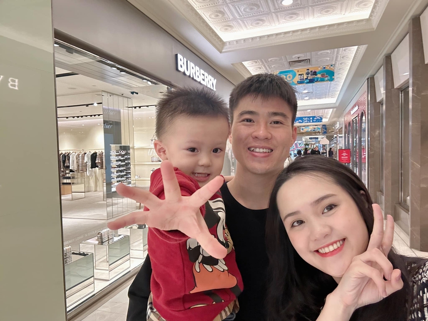 Duy Mạnh ngưỡng mộ gia đình Độ Mixi nhưng anh cũng hạnh phúc không kém bên 'công chúa béo' - Ảnh 2.