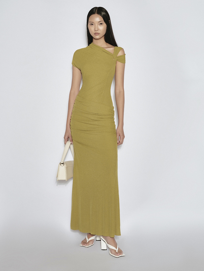 Cường Đàm ra mắt BST 'Figure' kể câu chuyện về nội tâm của người phụ nữ - Ảnh 9.