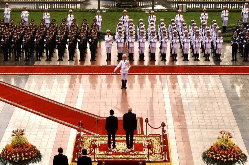 Chủ tịch nước Võ Văn Thưởng chủ trì lễ đón Toàn quyền Australia David Hurley - Ảnh 8.