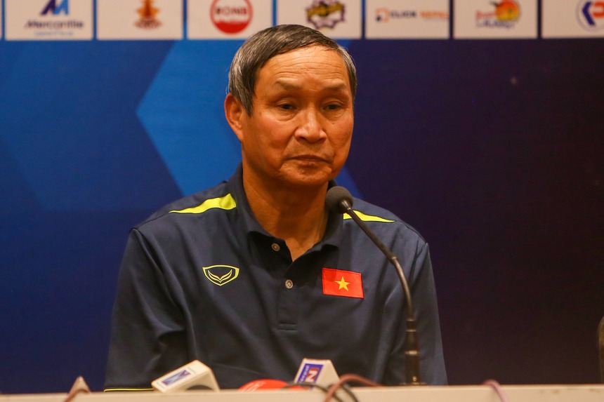 HLV Mai Đức Chung tuyên bố hết mình, Huỳnh Như tin vào kinh nghiệm học ở Bồ Đào Nha - Ảnh 2.