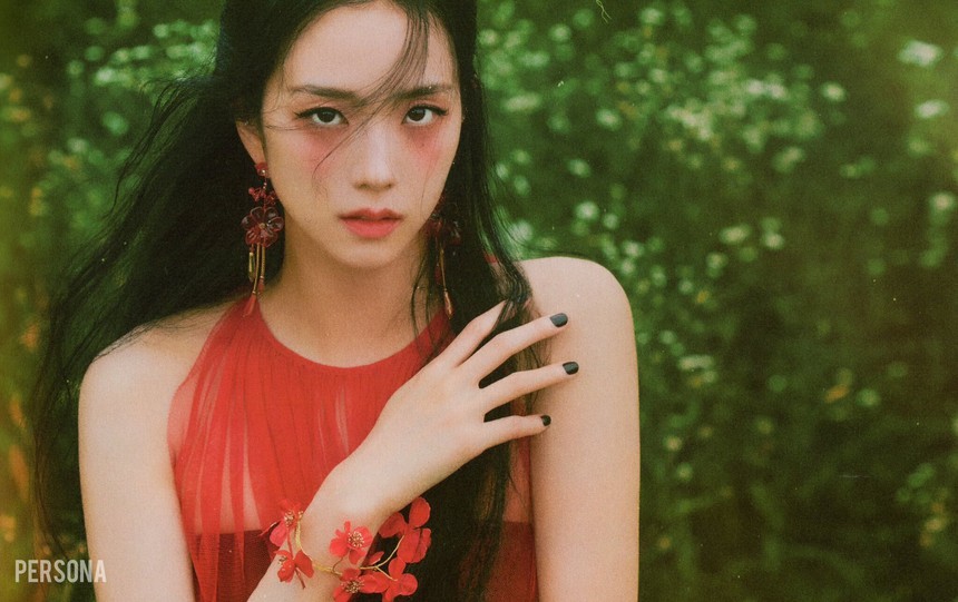 Jisoo solo được đầu tư khủng, netizen Hàn tranh cãi: Làm MV xa xỉ để bù đắp giọng hát còn thiếu sót?  - Ảnh 1.