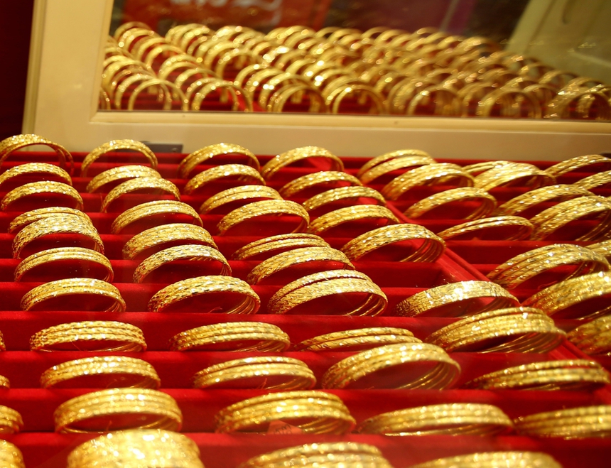 Giá vàng châu Á giảm nhẹ chiều 4/4 - Ảnh 1.