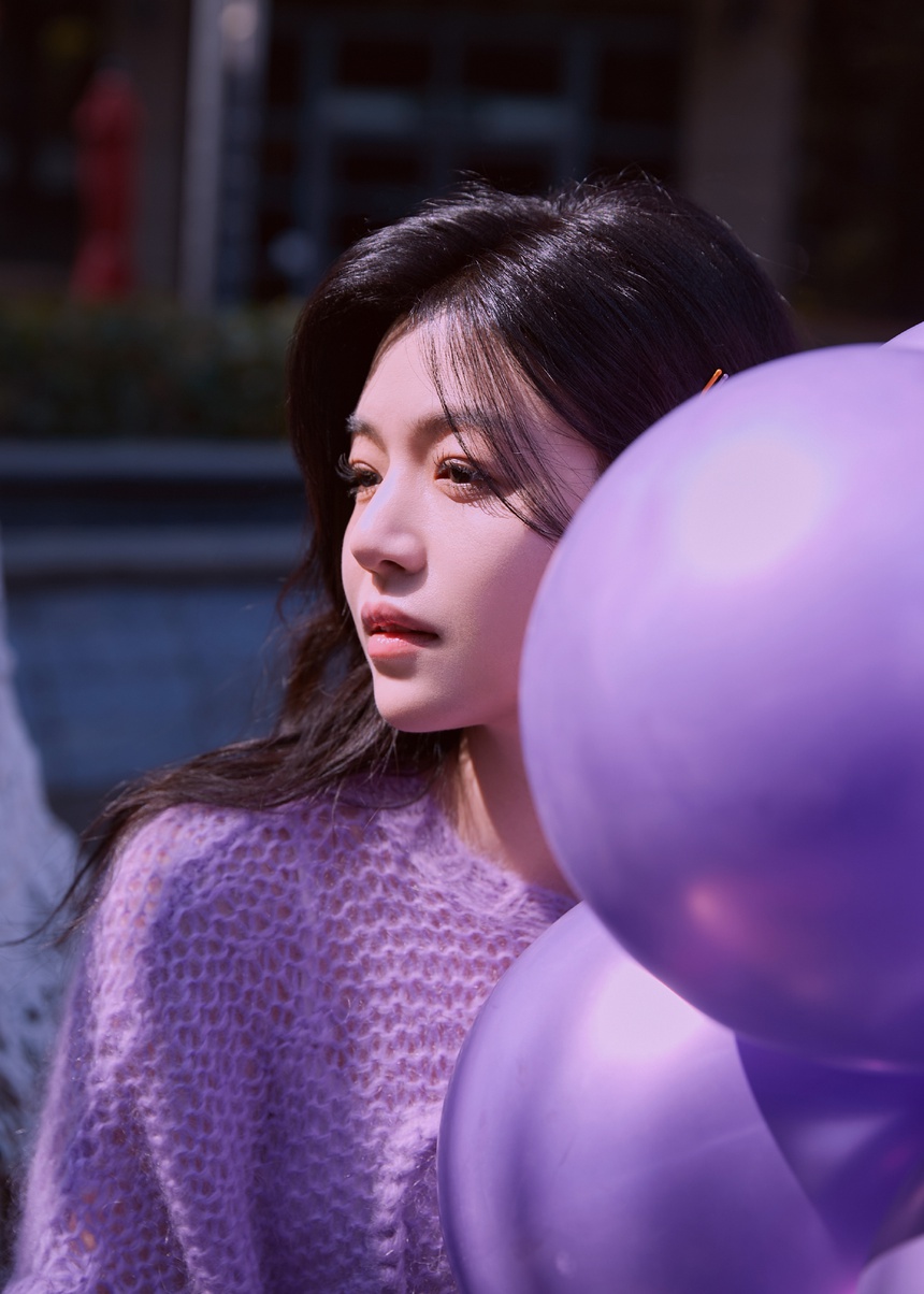 'Tiểu Long Nữ xấu nhất màn ảnh' Trần Nghiên Hy khoe nhan sắc tuổi 40 - Ảnh 2.