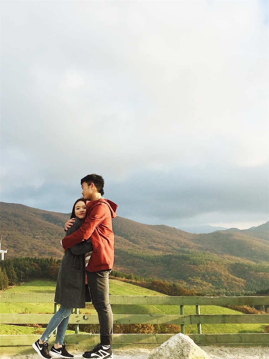 Tiểu thư Tuyên Quang làm vợ chân sút CLB Hải Phòng, từng bị chê kém duyên, giờ được chồng ca ngợi hết lời  - Ảnh 3.