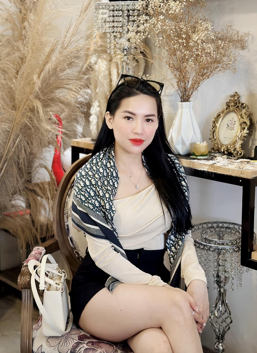 Võ Hà Linh tung bằng chứng "kịch bản bán hàng" với công ty Hoa Linh, tuyên bố ai cũng có lợi - Ảnh 1.