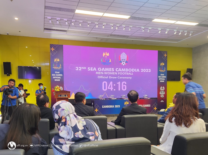 Xem trực tiếp lễ bốc thăm môn bóng đá SEA Games 32 ở đâu? Kênh nào trực tiếp? - Ảnh 3.