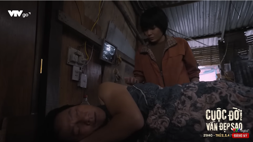 'Cuộc đời vẫn đẹp sao tập' 3: Luyến cứu Lưu, Thạch muốn bố lấy vợ mới - Ảnh 1. 'Cuộc đời vẫn đẹp sao tập' 3: Luyến cứu Lưu, Thạch muốn bố lấy vợ mới - Ảnh 1.