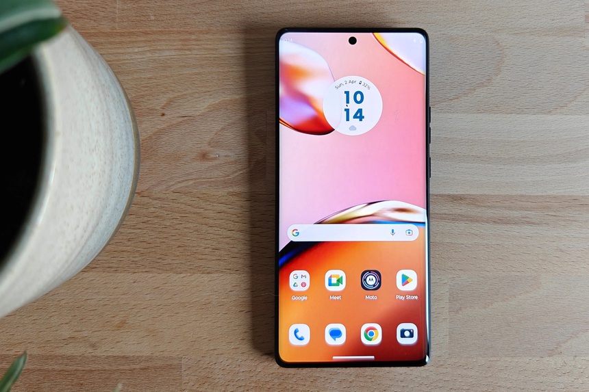 iPhone 14, Galaxy S23 "dạt sang một bên", huyền thoại Motorola đã trở lại: Edge 40 Pro vừa ra mắt đã có một tính năng vượt trội hơn tất cả! - Ảnh 1.