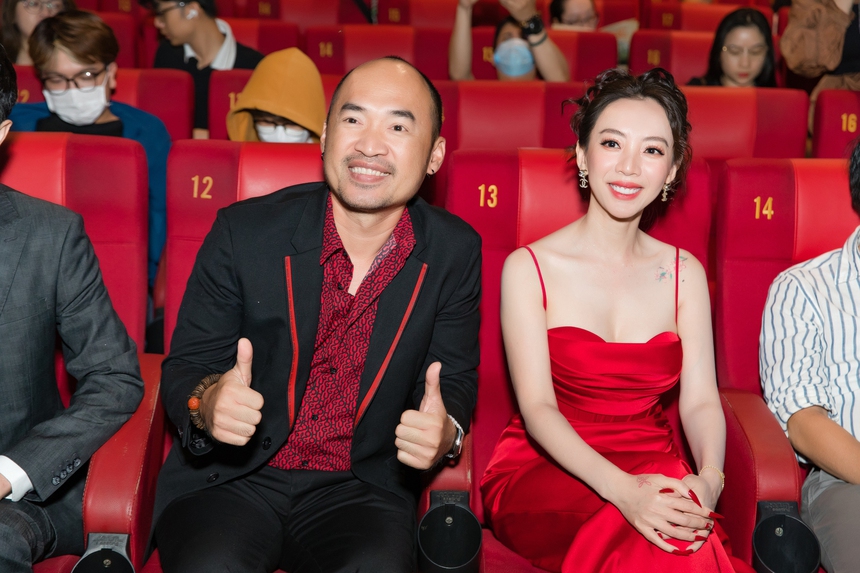 Phỏng vấn nóng Thu Trang: Thú nhận đã đi Thái Lan hút trứng, Tiến Luật tự chích kích trứng cho vợ trước khi thụ tinh nhân tạo - Ảnh 2.