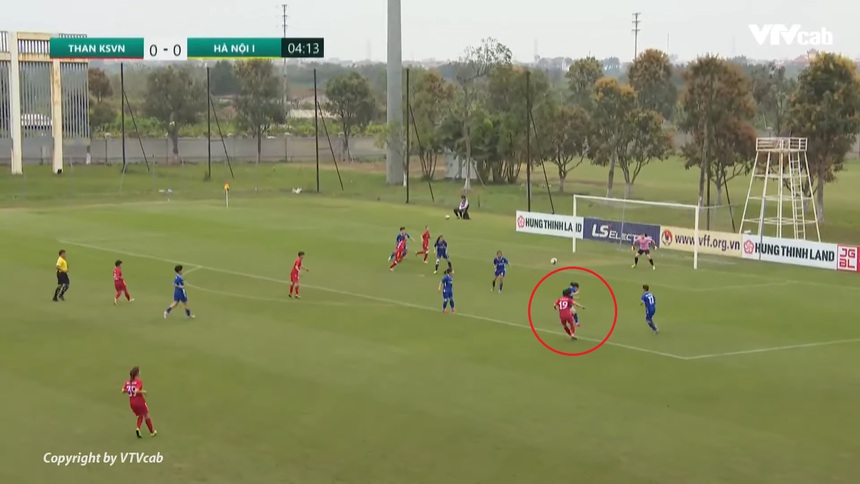 CĐV Việt Nam 'hưng phấn' vì Huỳnh Như ghi bàn, ngất ngây với siêu phẩm Thanh Nhã - Ảnh 6.