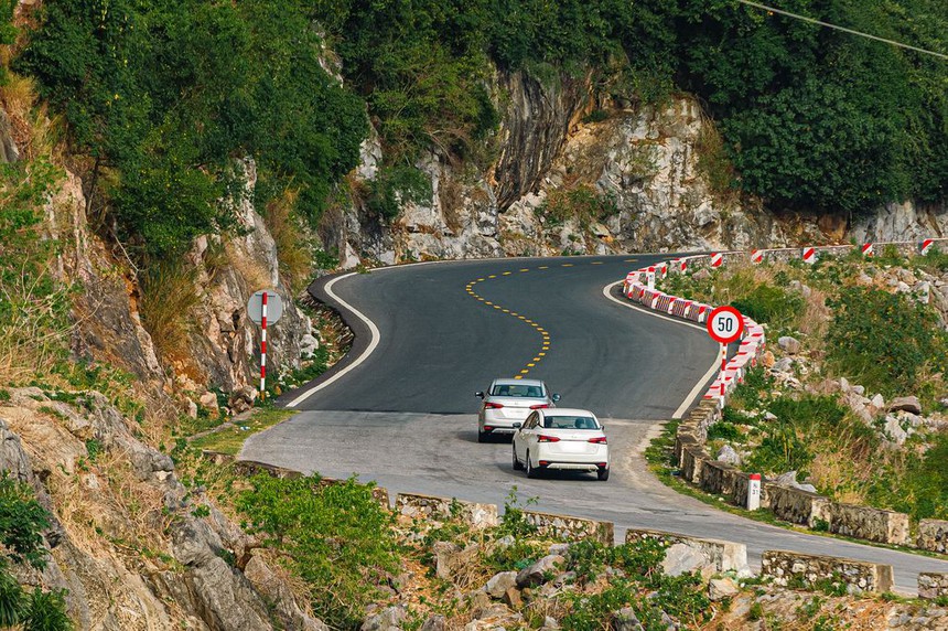 Xả kho đẩy hàng ế, chiếc sedan hạng B tiêu thụ nhiên liệu ít nhất phân khúc giảm giá cực mạnh, quyết đấu Toyota Vios - Ảnh 5.