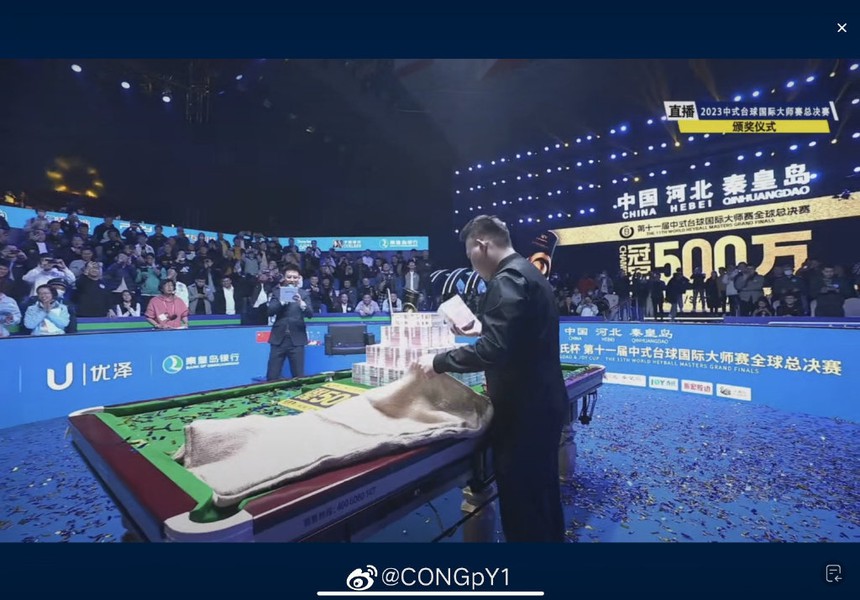 Khủng khiếp cao thủ bi-a Trung Quốc ẵm trọn bao tải tiền 17 tỷ đồng sau khi vô địch - Ảnh 7. Khủng khiếp cao thủ bi-a Trung Quốc ẵm trọn bao tải tiền 17 tỷ đồng sau khi vô địch - Ảnh 7.