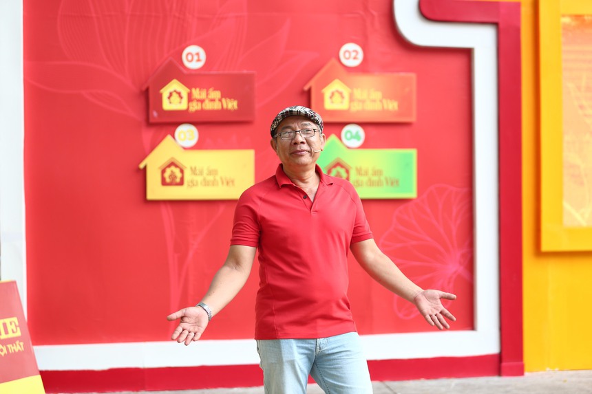 Nghệ sĩ Trung Dân: Tôi và Quyền Linh đi diễn mỗi đêm chỉ được 10 tới 15 ngàn cát xê - Ảnh 1.