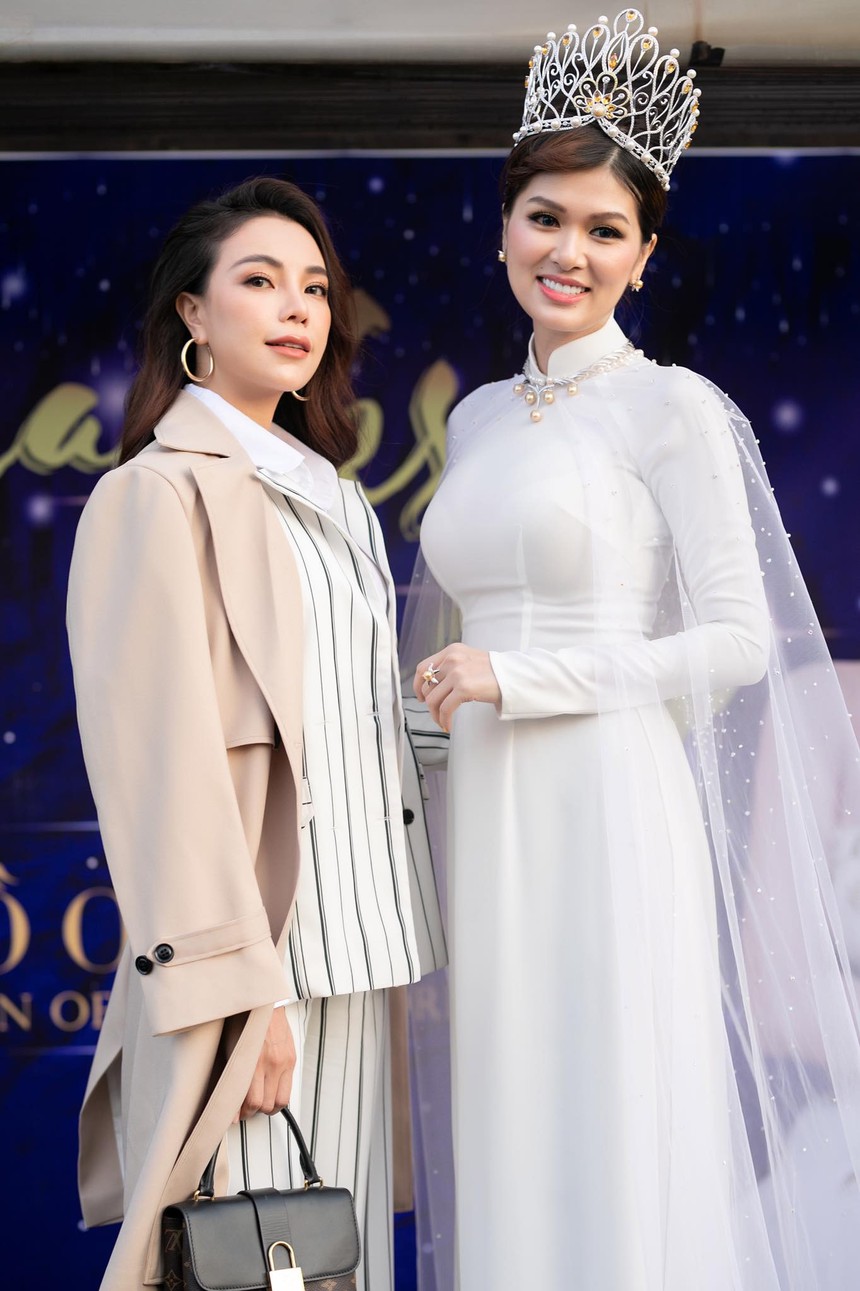 Trà Ngọc Hằng cho luật sư vào cuộc, vạch rõ 3 điều quan trọng trong vụ ồn ào bị kiện đòi 2,5 tỷ đồng - Ảnh 2. Trà Ngọc Hằng cho luật sư vào cuộc, vạch rõ 3 điều quan trọng trong vụ ồn ào bị kiện đòi 2,5 tỷ đồng - Ảnh 2.