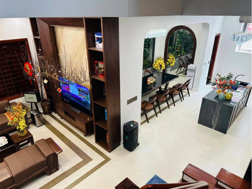 Bất ngờ với gia cảnh và tài sản có được ở tuổi 33 của "chiến thần review" Hà Linh - Ảnh 7.